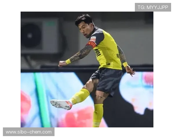 足球明星前胸纹身的艺术与意义探讨 足球明星前胸纹身的艺术与意义探讨